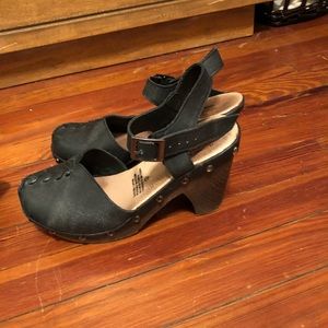 Free people X Jeffrey Campbell clogs